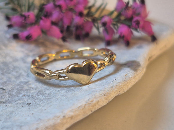 Amour Chain Heart Ring
